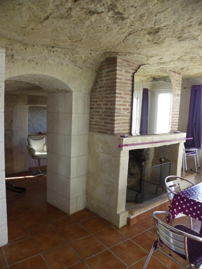 Les Hauts De Nazelles Luaran gambar